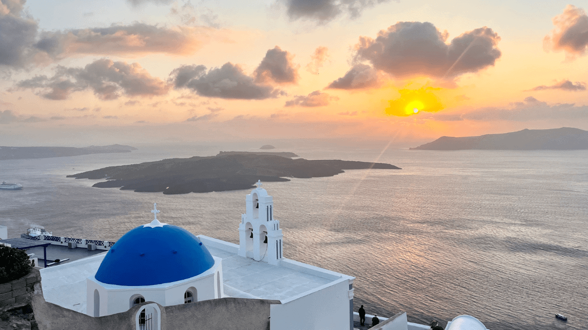 Santorini sunrise villa